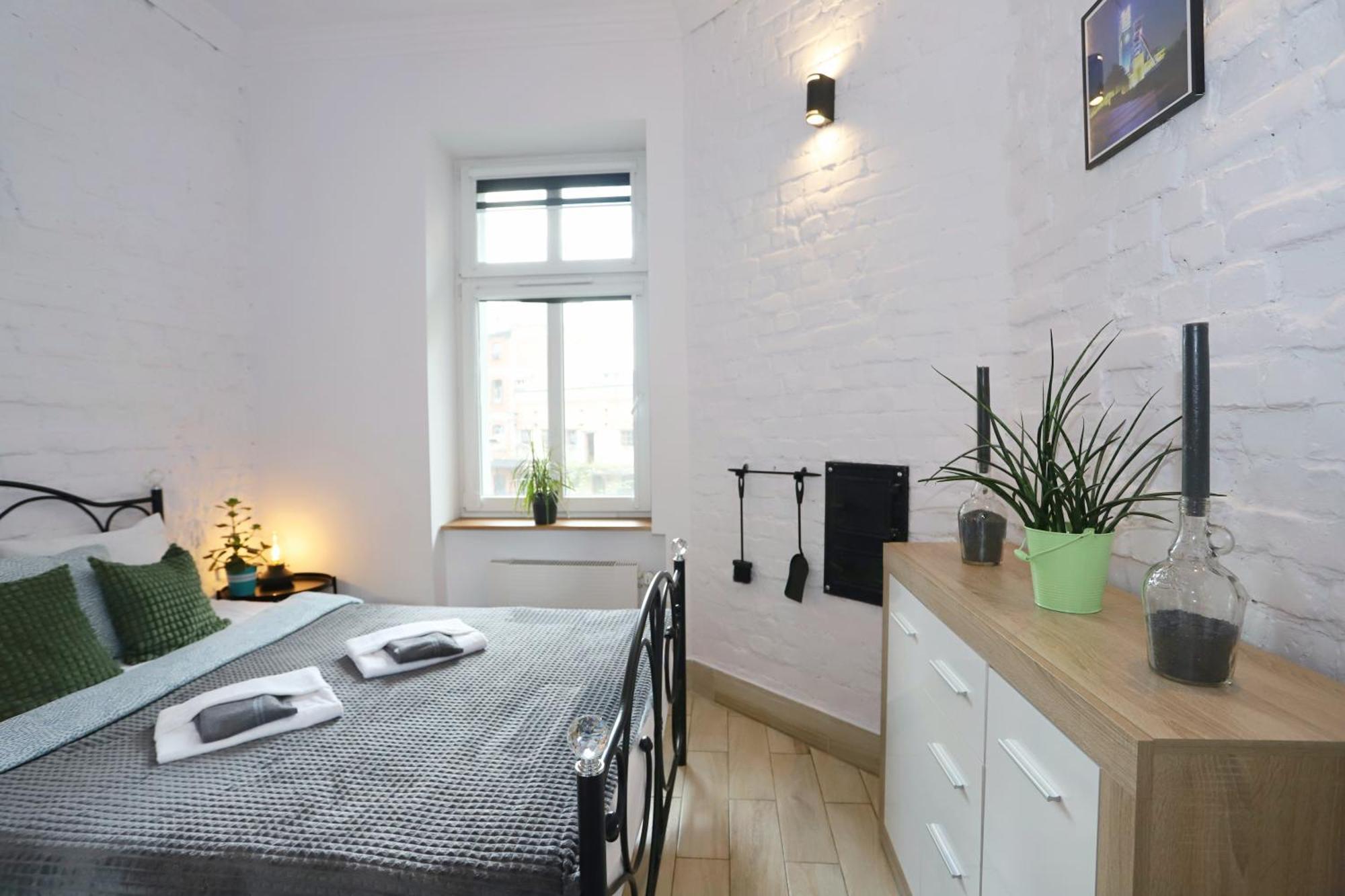 Apartament Gwarek Валбжих Экстерьер фото